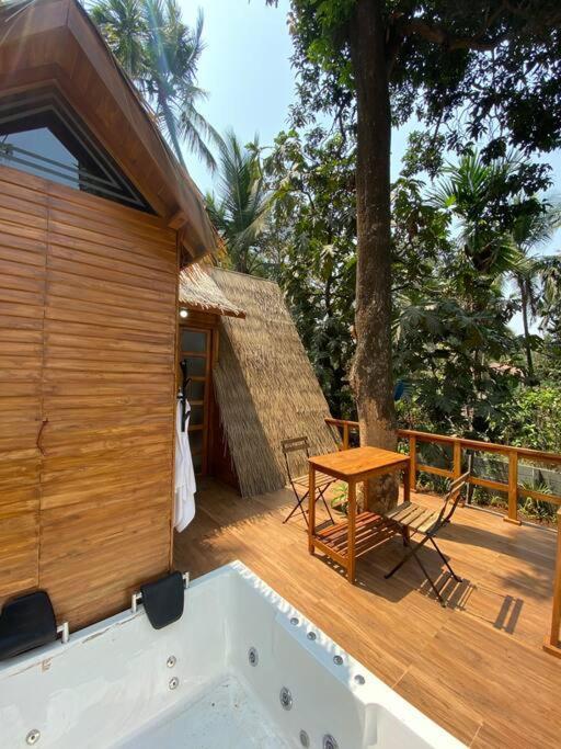 Mangifera Treehouse-Elixir Beach Farm-Jacuzzi-Cozy Villa Alibag Luaran gambar