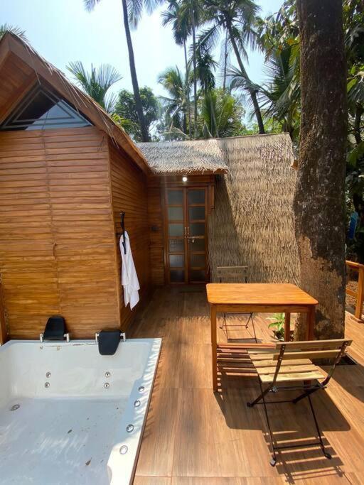 Mangifera Treehouse-Elixir Beach Farm-Jacuzzi-Cozy Villa Alibag Luaran gambar